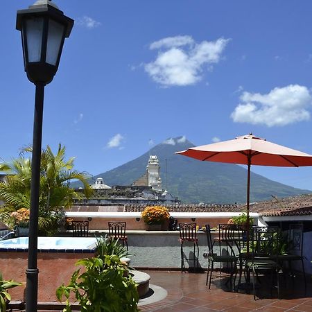 D'Leyenda Hotel Antigua Esterno foto