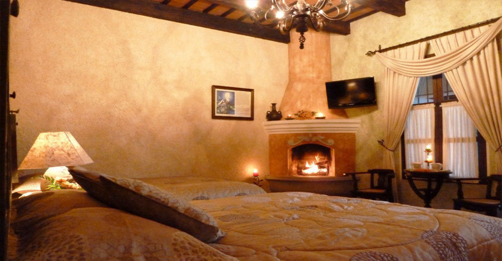 D'Leyenda Hotel Antigua Esterno foto