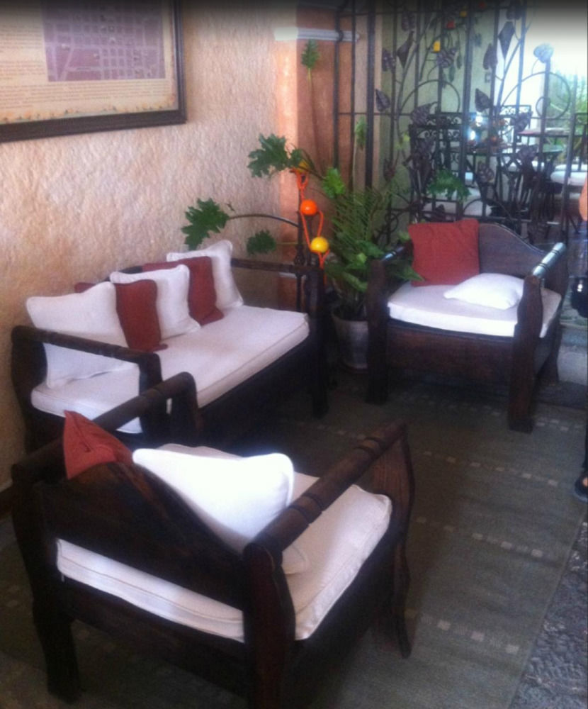 D'Leyenda Hotel Antigua Esterno foto