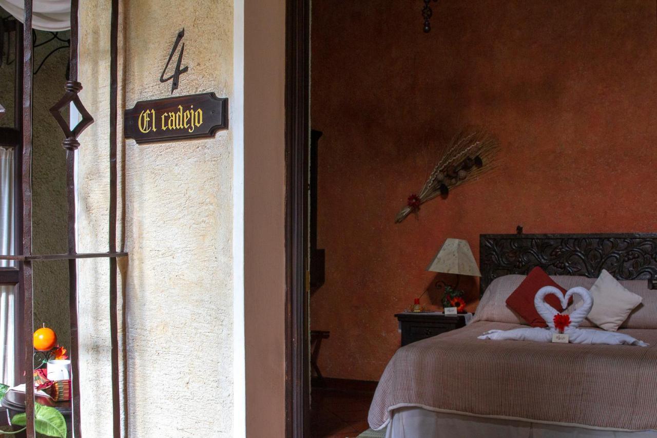 D'Leyenda Hotel Antigua Esterno foto